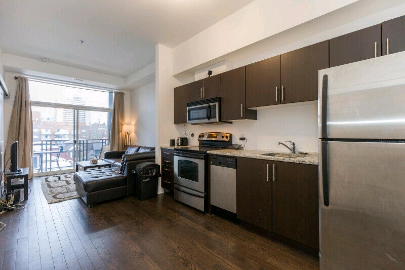 5F - 429 Kent Street - Centropolis Condo