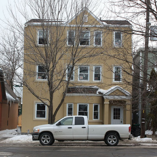673 Maclaren Street Unit 3
