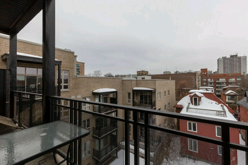 5F - 429 Kent Street - Centropolis Condo
