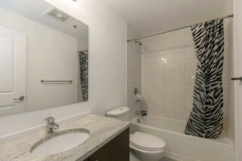 5F - 429 Kent Street - Centropolis Condo