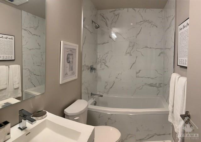 2F - 203 Catherine Street - SoBa Condos