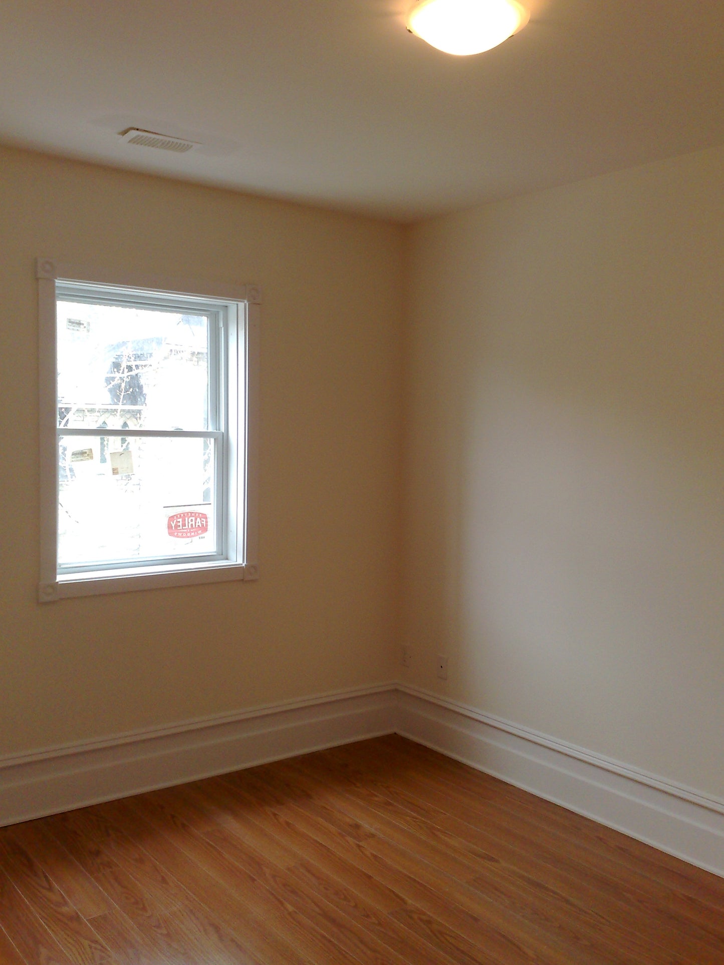673 Maclaren Street Unit 1