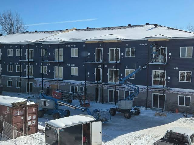 985 North Russell Road, Russell, 40-unit new construction painting